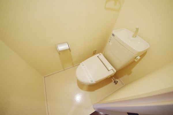 トイレ(★清潔感のあるトイレです★)
