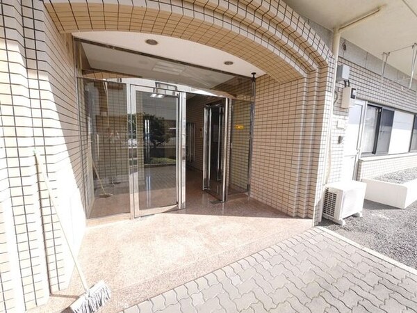 エントランス(★お問い合わせはタウンハウジング聖蹟桜ヶ丘店まで★)