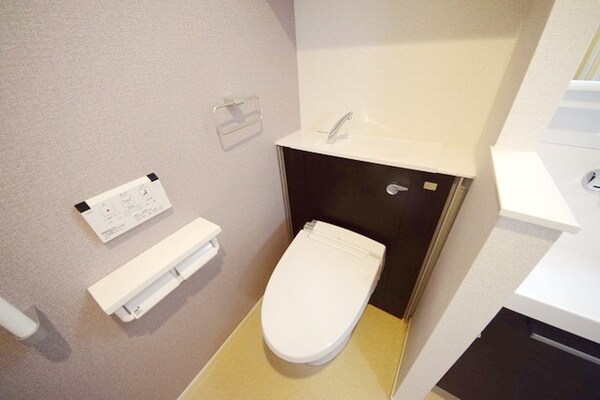 トイレ(★お部屋探しは株式会社タウンハウジング東京まで★)