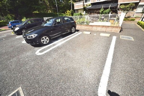 駐車場(★敷地内駐車場※空きは要確認★)