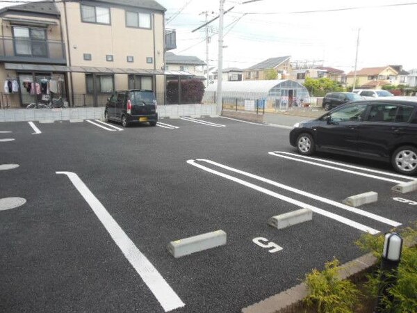 駐車場(★お部屋探しはタウンハウジング高幡不動店まで★)