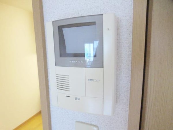 設備(★安心のＴＶモニタホンで来訪者チェック★)