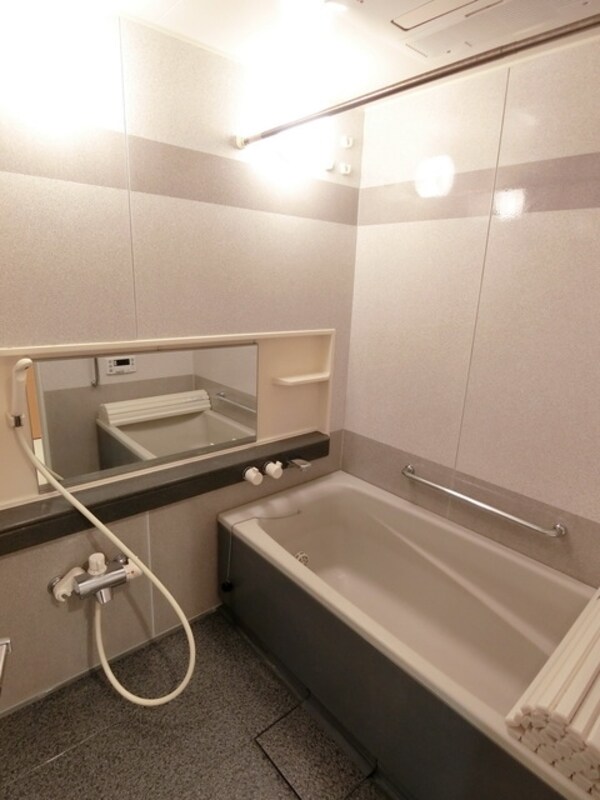 バス／シャワールーム等(※同お建物の別のお部屋のイメージです。)