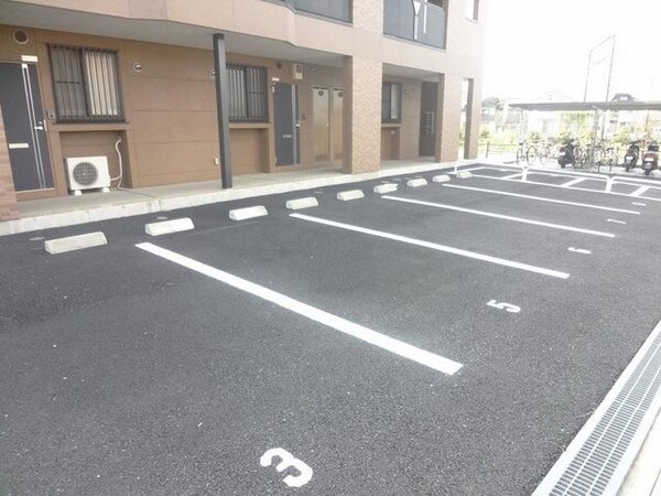 駐車場(★お部屋探しは株式会社タウンハウジング東京まで★)