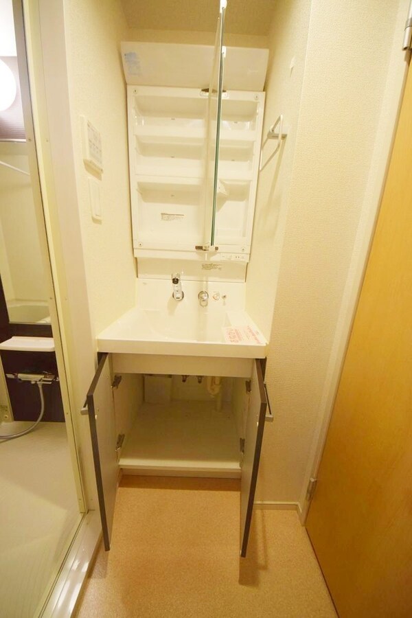 洗面(★お部屋探しは株式会社タウンハウジング東京まで★)