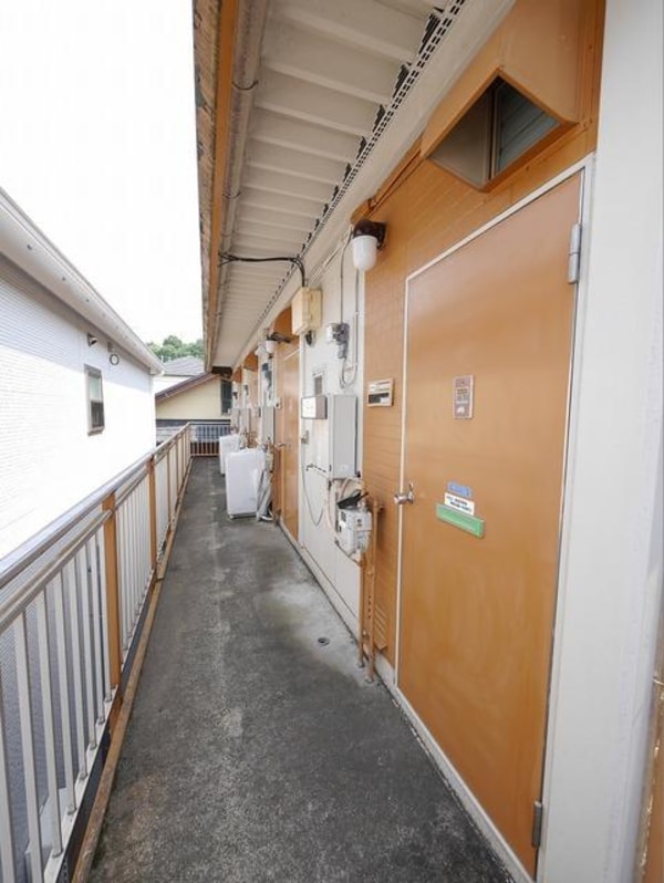 エントランス(★お部屋探しは、タウンハウジング多摩センター店へ★)