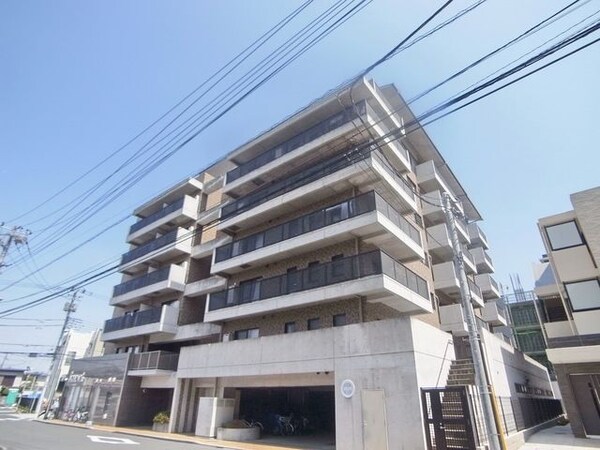 外観(重厚感のある外観)