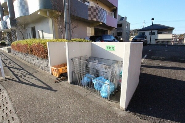 共有部分(★ゴミ置き場★)