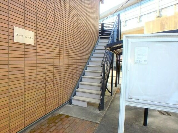 エントランス(★お部屋探しは株式会社タウンハウジング東京まで★)