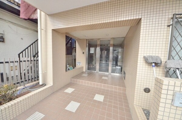エントランス(★お部屋探しは株式会社タウンハウジング東京まで★)