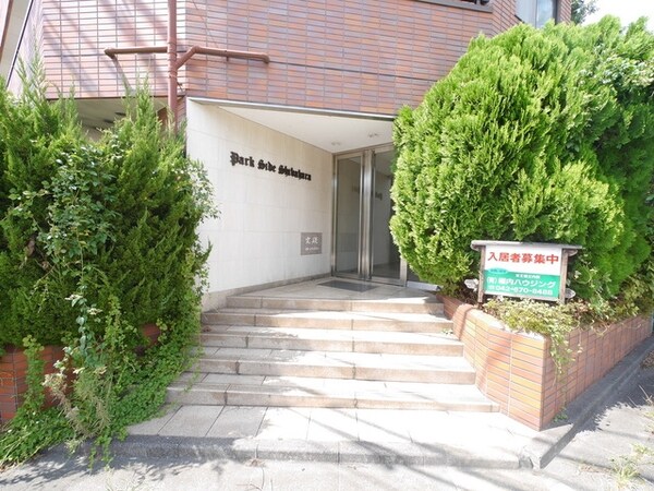 エントランス(★お部屋探しは株式会社タウンハウジング東京まで★)