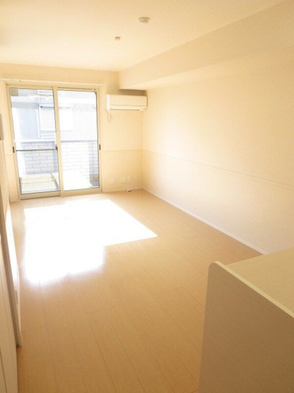 リビング・居室(★お部屋探しは株式会社タウンハウジング東京まで★)