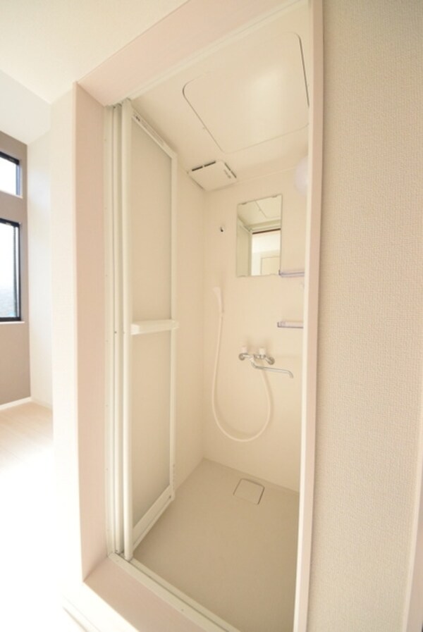 バス／シャワールーム等(★お部屋探しは株式会社タウンハウジング東京まで★)