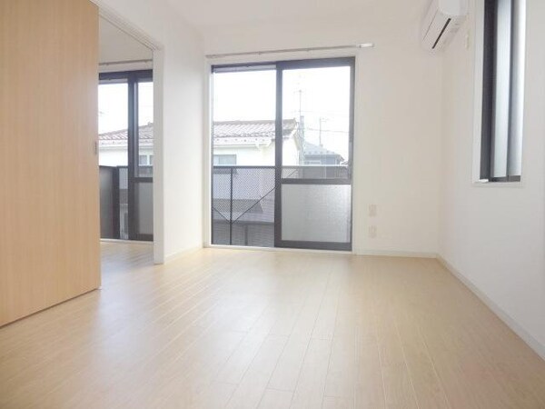 リビング・居室(★お部屋探しは株式会社タウンハウジング東京まで★)