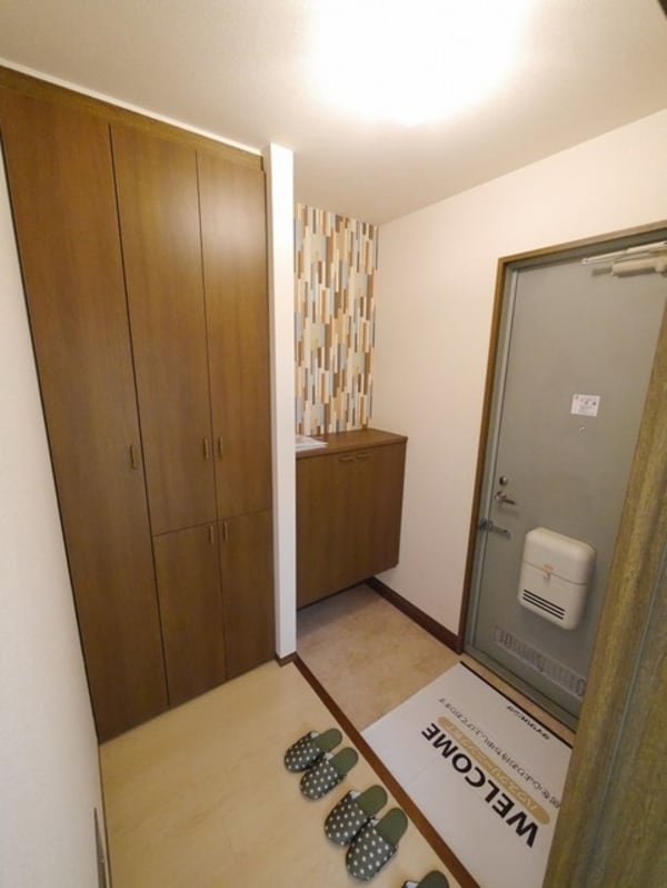 玄関(★お部屋探しは株式会社タウンハウジング東京まで★)