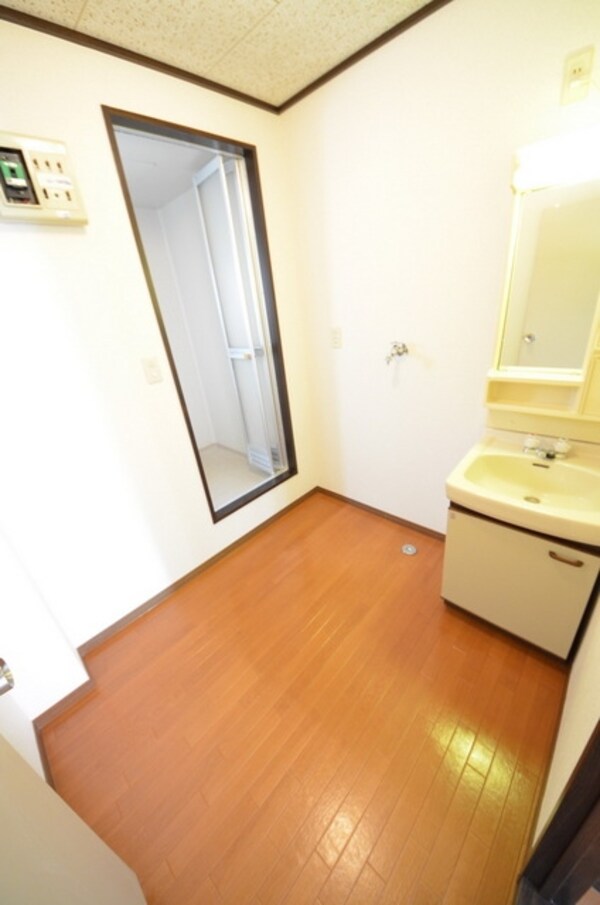 洗面(★お部屋探しは株式会社タウンハウジング東京まで★)