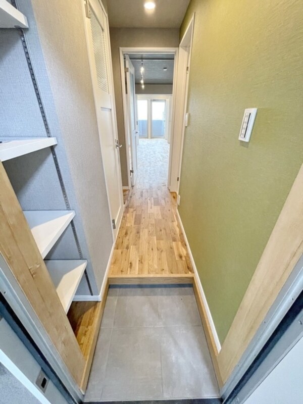 玄関(★お部屋探しは株式会社タウンハウジング東京まで★)