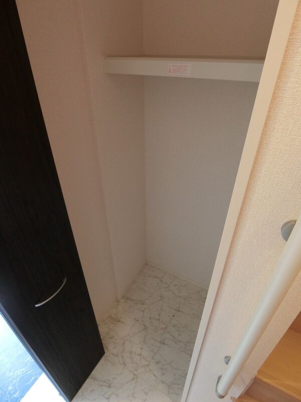 玄関(★お部屋探しは株式会社タウンハウジング東京まで★)