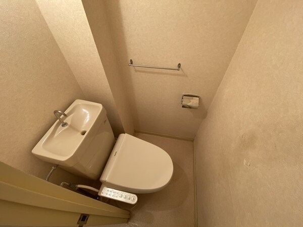 トイレ(★お部屋探しは株式会社タウンハウジング東京まで★)