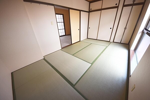 寝室(★他号室の参考画像です★)