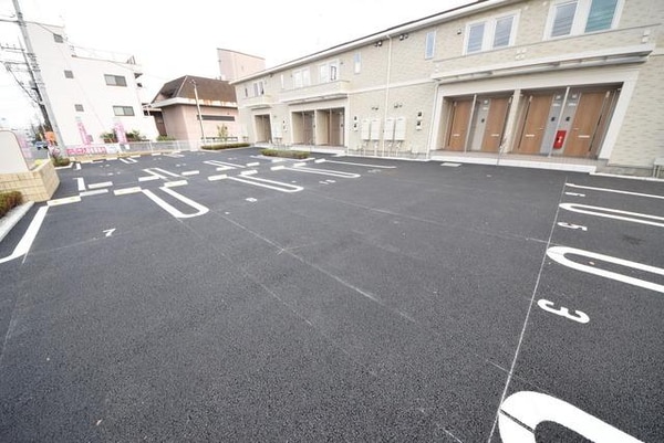 駐車場(☆敷地内に駐車場☆)