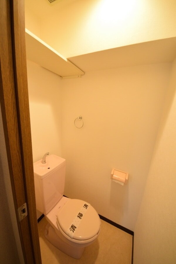 トイレ(♪トイレも大切な空間です♪)