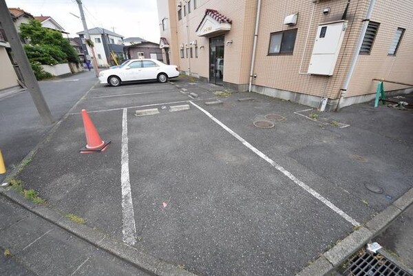 駐車場(★敷地内駐車場　空き要確認★)