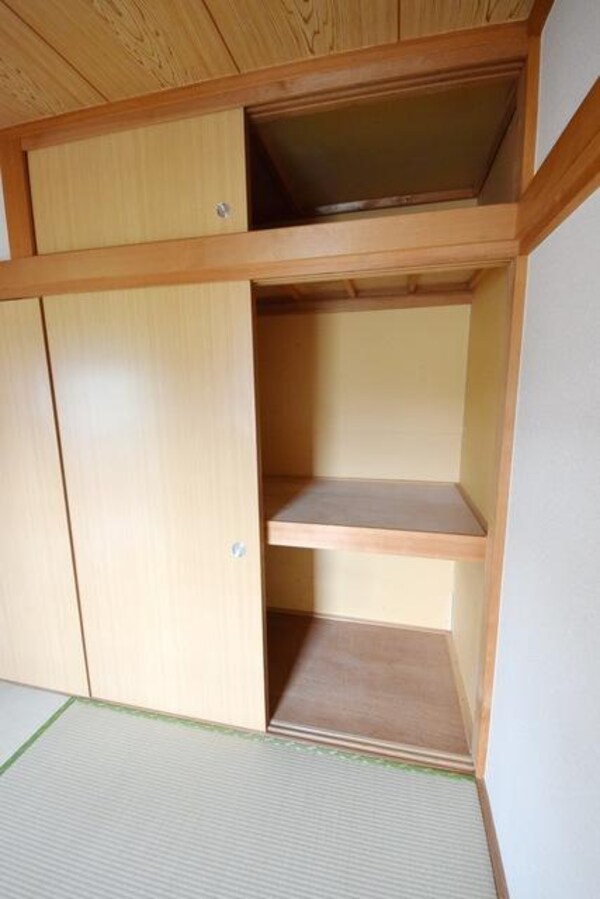 設備(★和室にある押し入れです★)