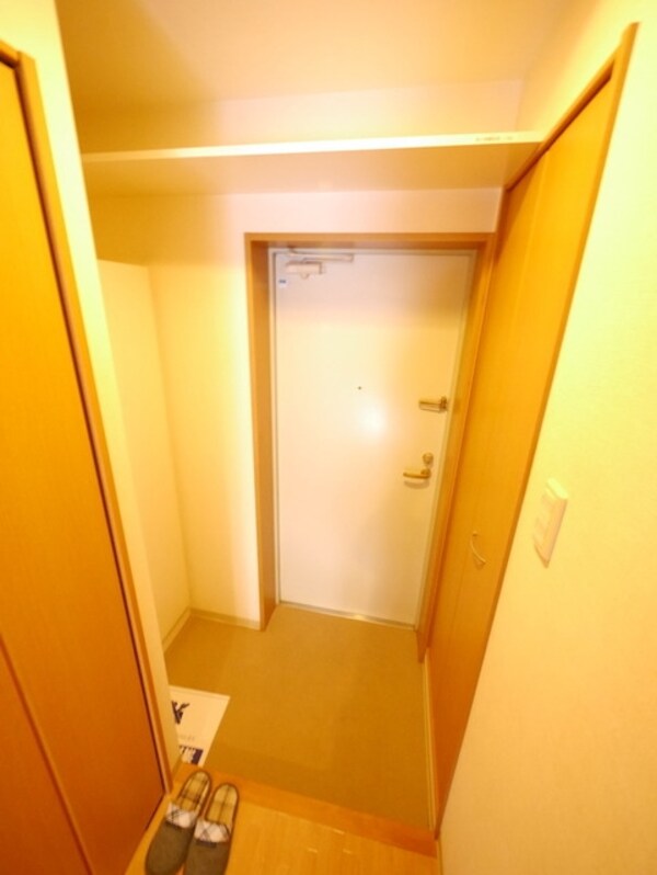 玄関(★お部屋探しは株式会社タウンハウジング東京まで★)