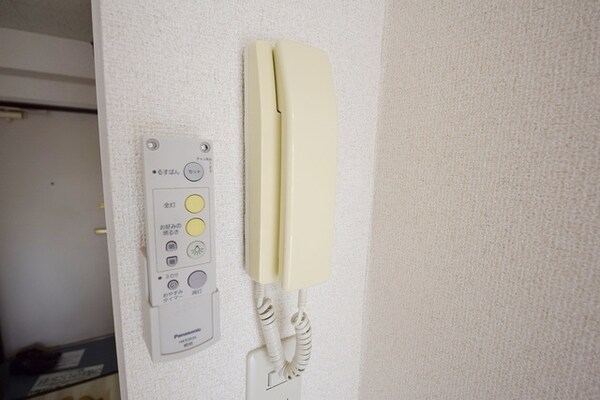 設備(★安心のインターホン付です★)