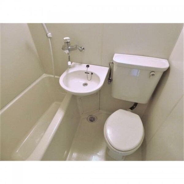バス／シャワールーム等(★お部屋探しは株式会社タウンハウジング東京まで★)