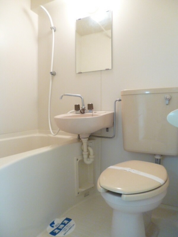 バス／シャワールーム等(★お部屋探しは株式会社タウンハウジング東京まで★)