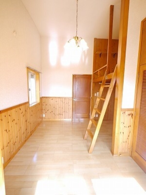 その他室内・内装(★明るい室内７帖★)