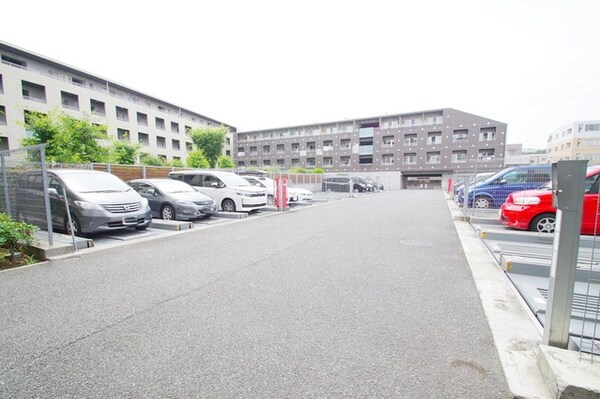 駐車場(★お問い合わせはタウンハウジング聖蹟桜ヶ丘店まで★)