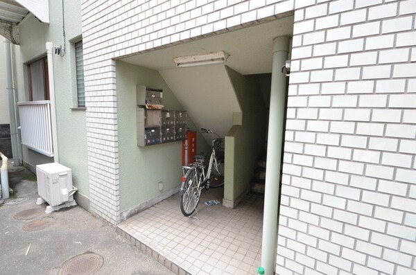 エントランス(★お部屋探しは株式会社タウンハウジング東京まで★)