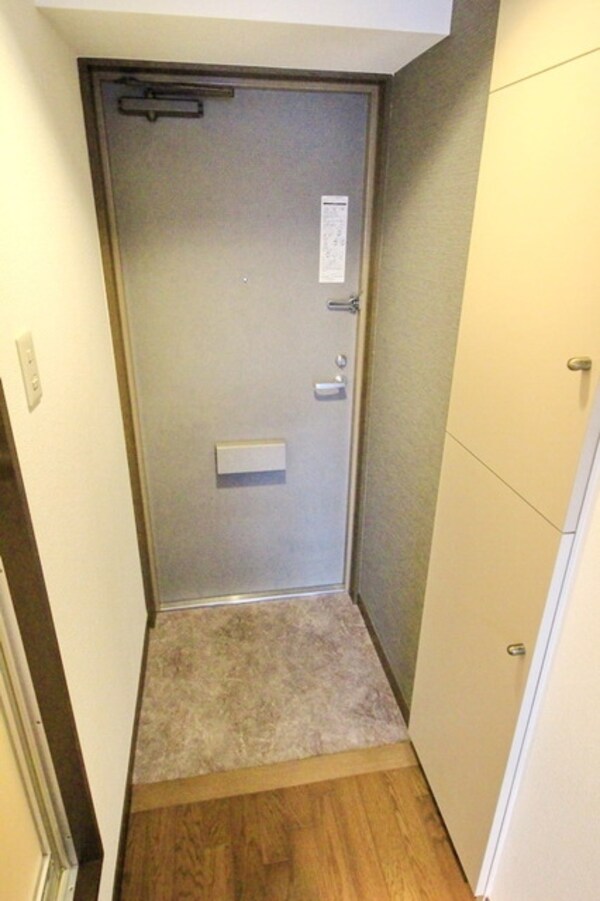 玄関(★お部屋探しは株式会社タウンハウジング東京まで★)