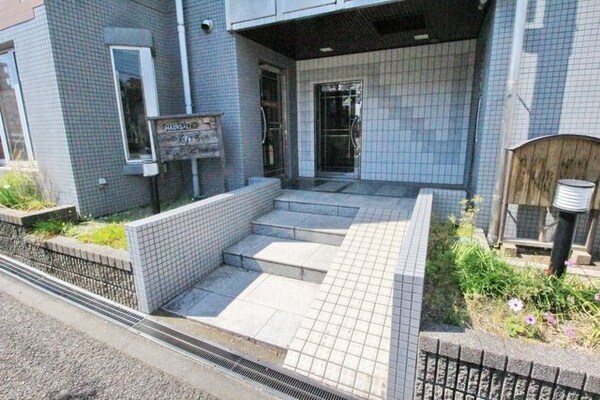 エントランス(★お部屋探しは、タウンハウジング多摩センター店へ★)