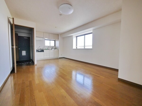 リビング・居室(★お部屋探しはタウンハウジング高幡不動店まで★)