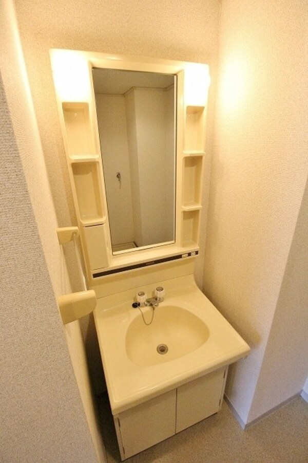 洗面(★お部屋探しは株式会社タウンハウジング東京まで★)