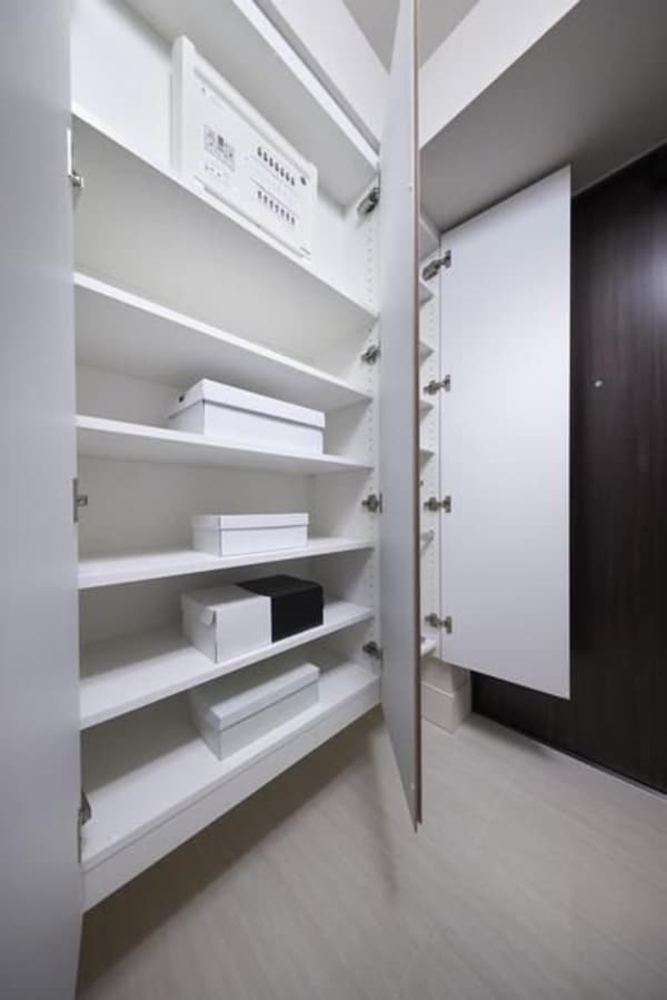 玄関(★同施工会社同仕様★)