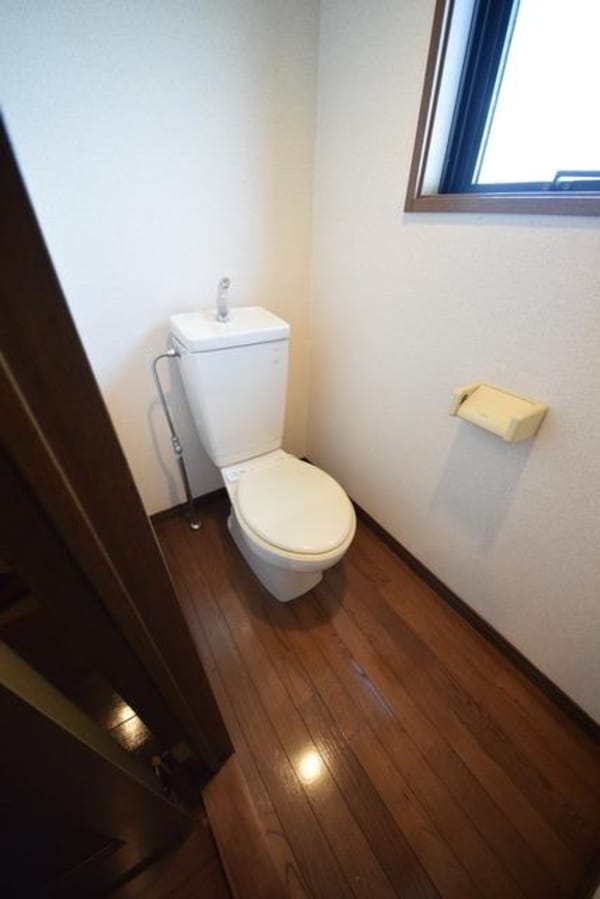 トイレ(★お部屋探しは株式会社タウンハウジング東京まで★)
