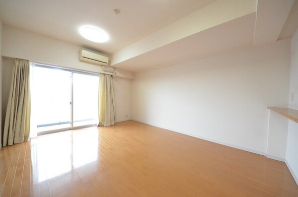 リビング・居室(★お部屋探しは株式会社タウンハウジング東京まで★)