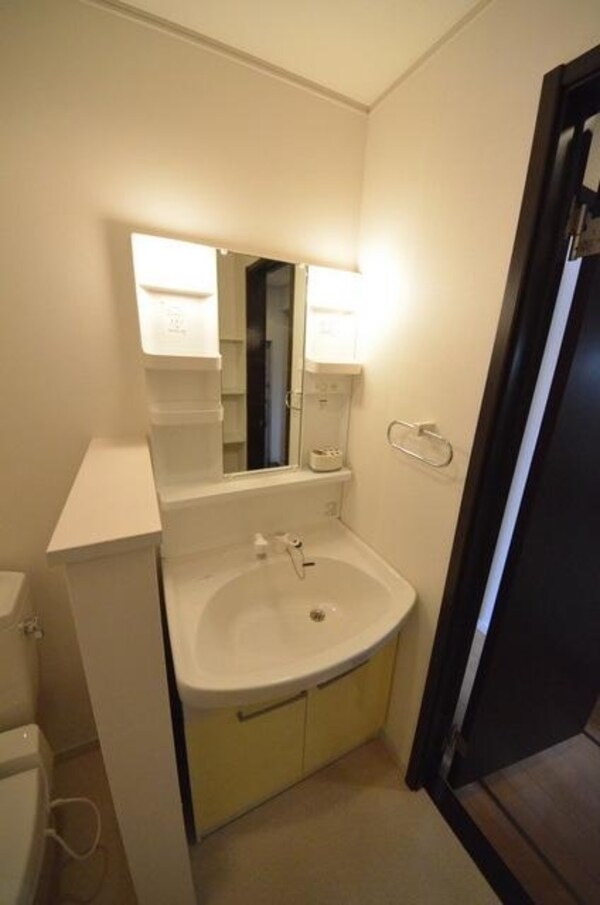 洗面(★お部屋探しは株式会社タウンハウジング東京まで★)
