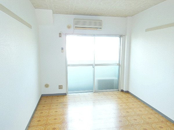 リビング・居室(★お部屋探しは株式会社タウンハウジング東京まで★)
