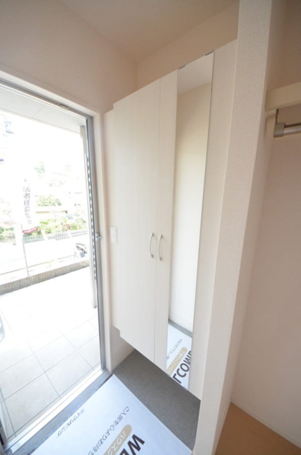 玄関(★お部屋探しは株式会社タウンハウジング東京まで★)