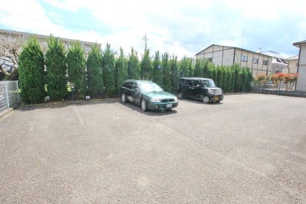駐車場(★お問い合わせはタウンハウジング多摩センター店までご連絡く…)