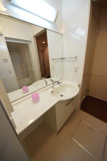 物件内観写真12　(洗面台)