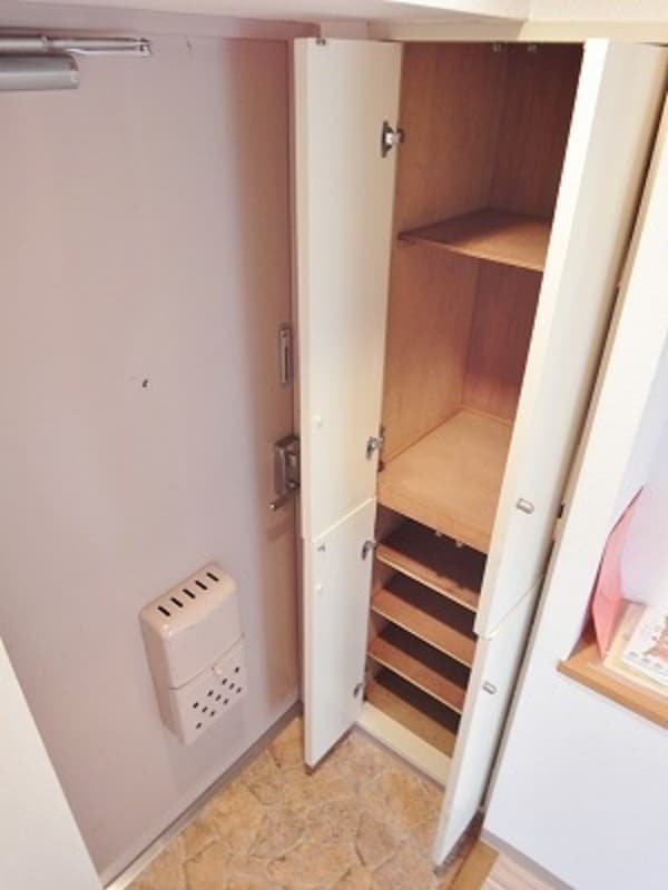 玄関(★お部屋探しは、タウンハウジング多摩センター店へ★)