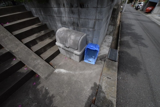 物件内観写真16　(★ゴミ置き場★)