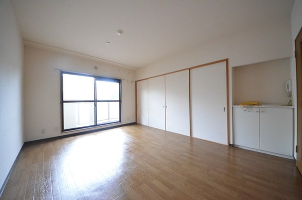 リビング・居室(★お部屋探しは株式会社タウンハウジング東京まで★)